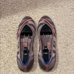 Rothy's Camouflage Flats - Brown and Blue